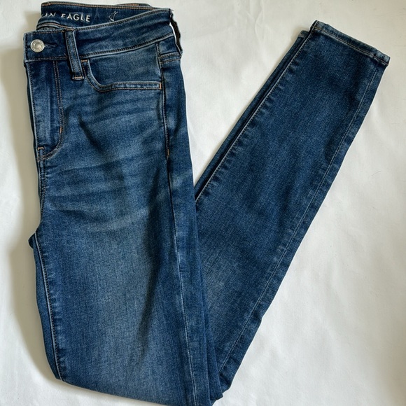 American Eagle Next Level Stretch Size 4 - Picture 1 of 7